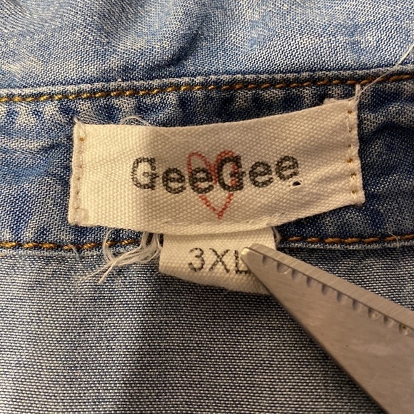L GeeGee casual long sleeve button front plus size denim/plaid  shirt 3X - Picture 3 of 3